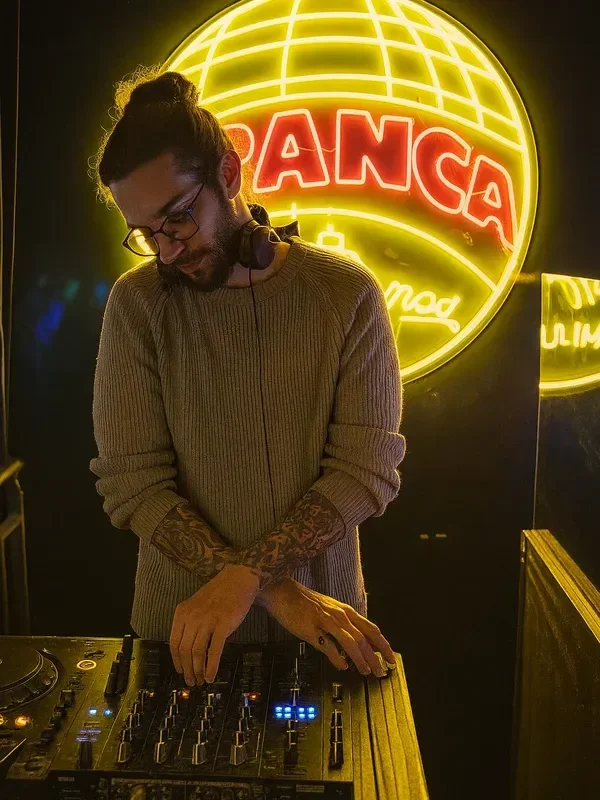 DJ Kristian