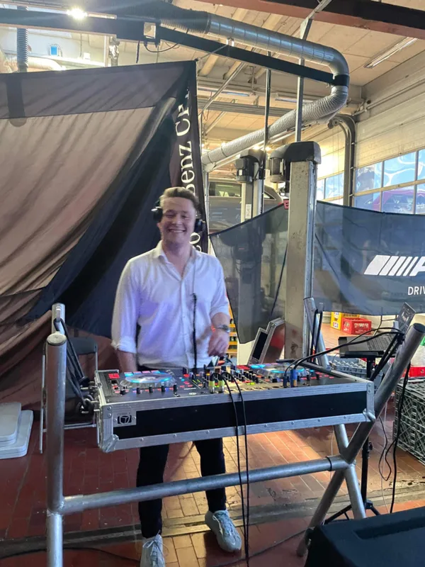 DJ Mikkel