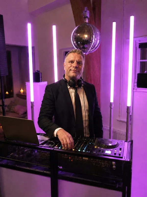 DJ Nicolai