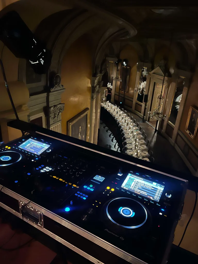 DJ til firmaarrangement