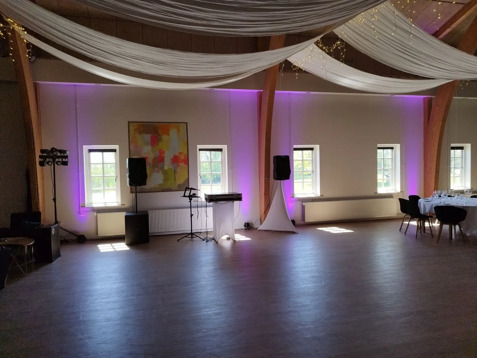 Festlig DJ til bryllupsreception